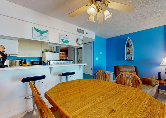 Clearwater With Bunk Pool & Balcony - Walk To Waves Gulf Shores