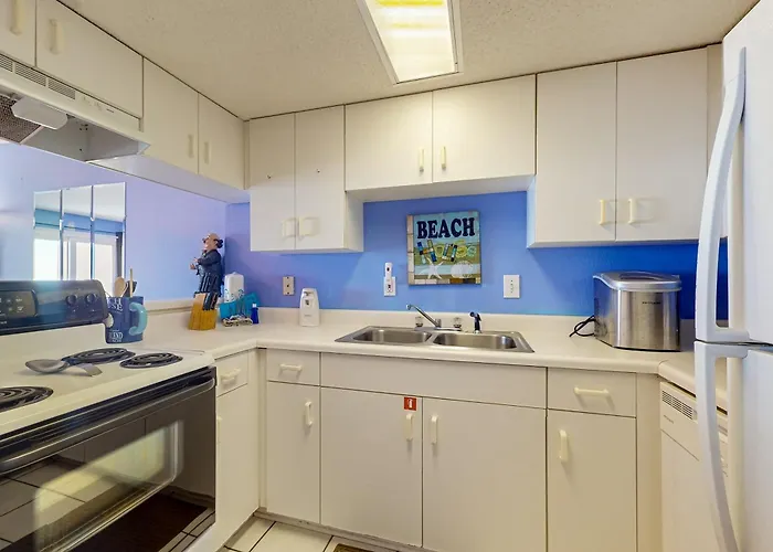 Holiday home Clearwater With Bunk Pool & Balcony - Walk To Waves Gulf Shores