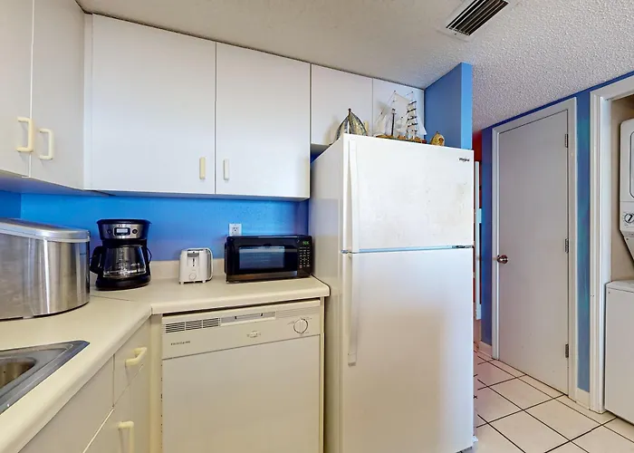 Clearwater With Bunk Pool & Balcony - Walk To Waves Gulf Shores