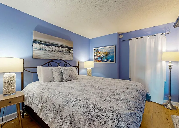 Clearwater With Bunk Pool & Balcony - Walk To Waves Gulf Shores