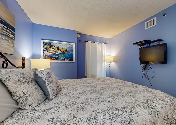 Holiday home Clearwater With Bunk Pool & Balcony - Walk To Waves