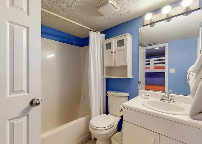 Holiday home Clearwater With Bunk Pool & Balcony - Walk To Waves Gulf Shores